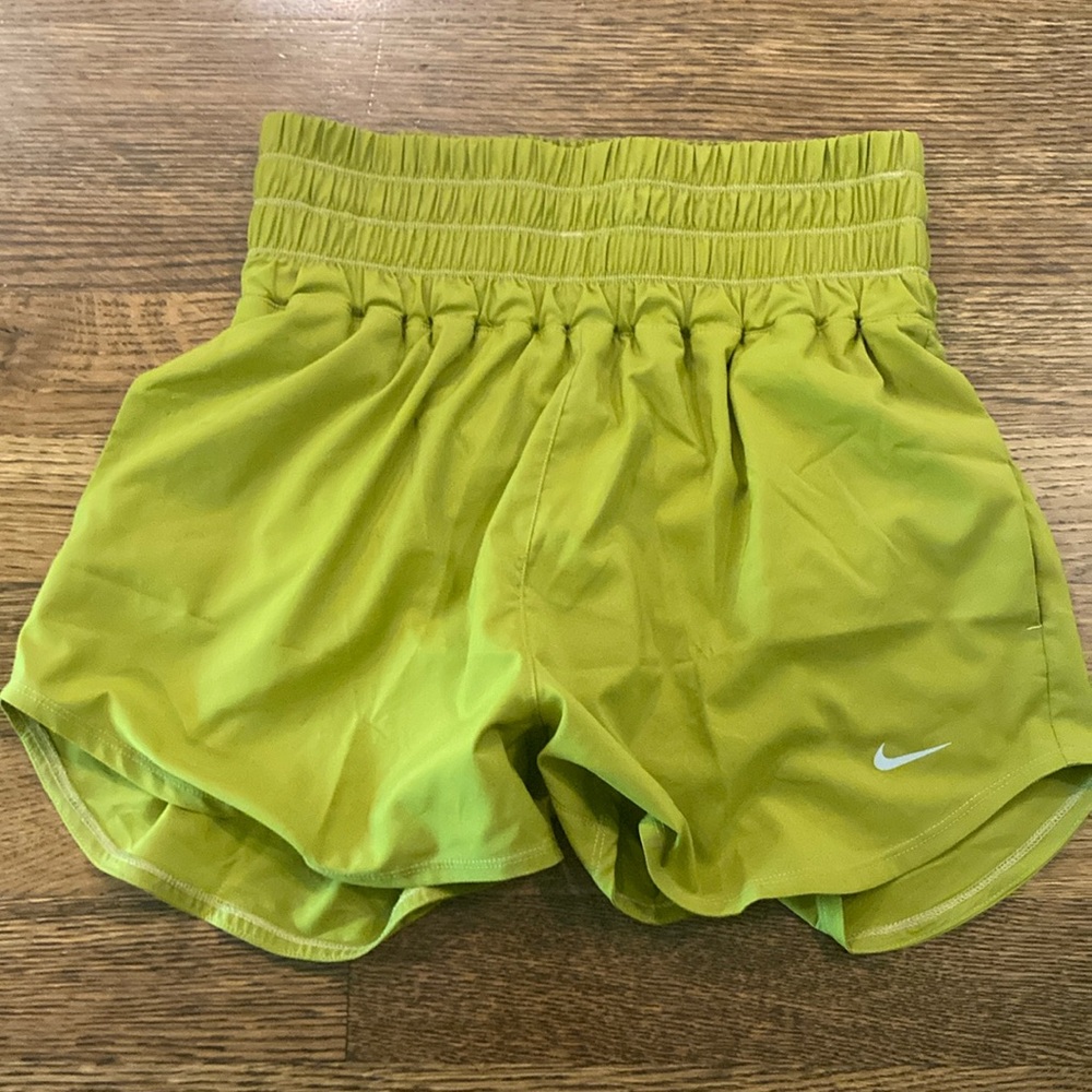Nike dry fit shorts high waisted